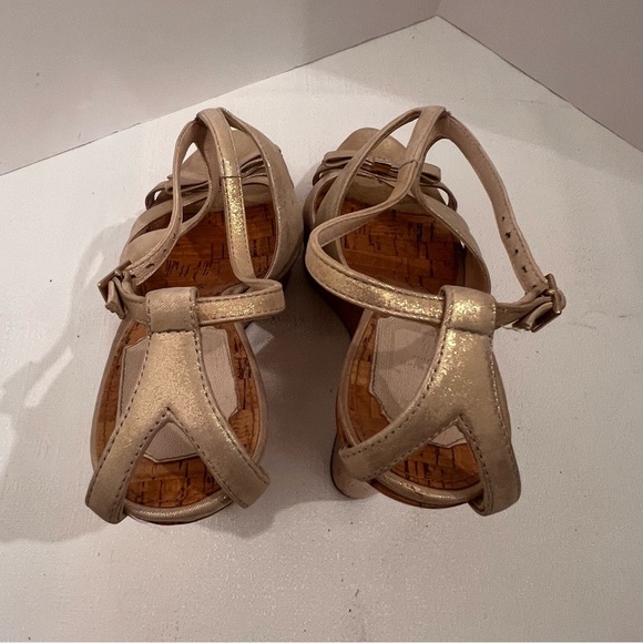 41. Christian DIOR Gold Peep Toe Wedges 7 - Picture 9 of 14